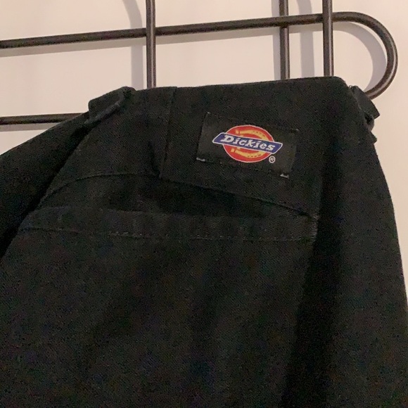 bundle of 2 Dickeys - Picture 3 of 7